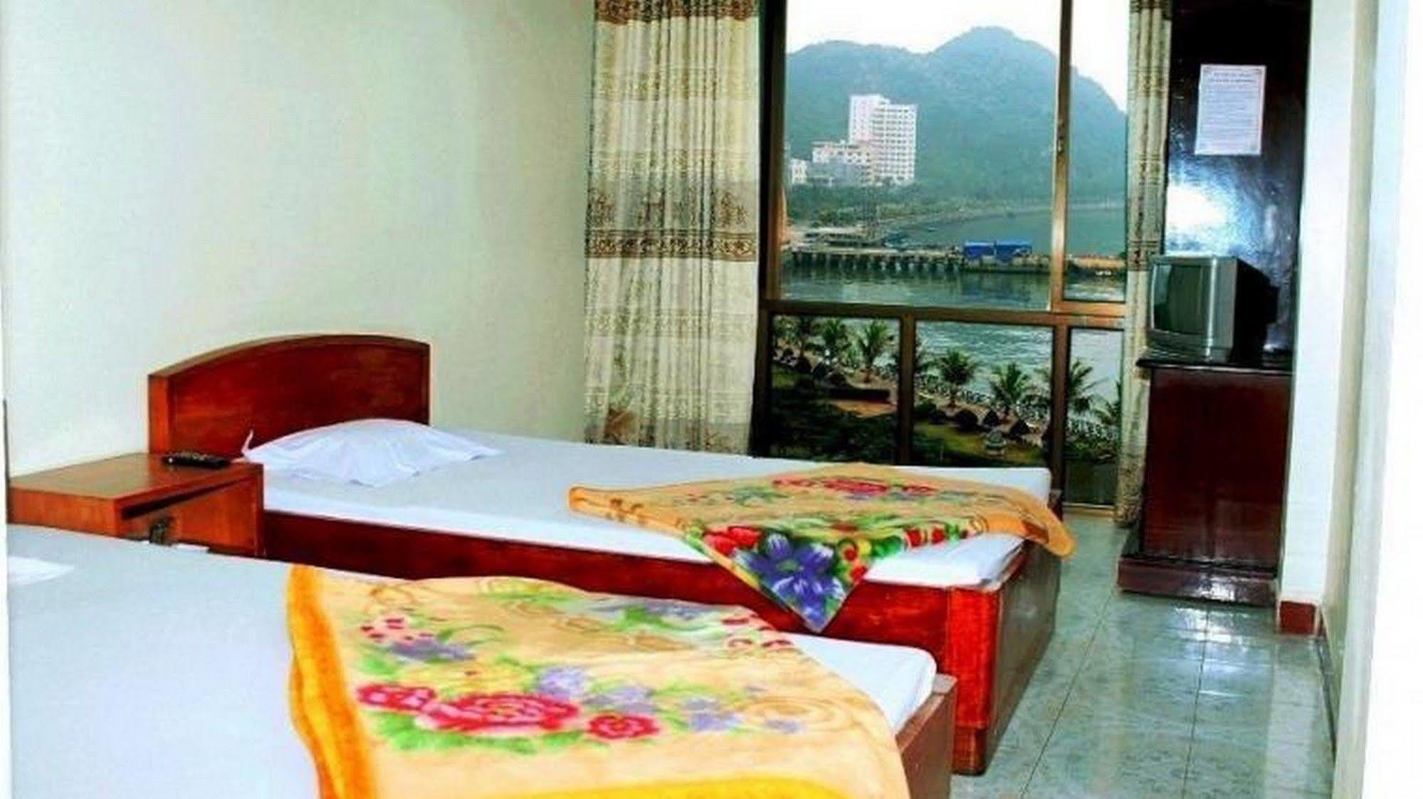 Nam Phuong Hotel Dong Khe Sau Exterior foto